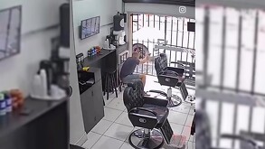 El intento de robo generó momentos de tensión entre comerciantes y transeúntes, mientras se realizaban las diligencias correspondientes.