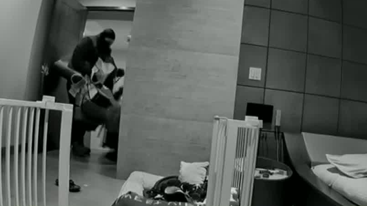 Un grupo de presuntos falsos elementos de la Guardia Nacional simuló un operativo para robar una vivienda en el fraccionamiento Chapultepec, en Tijuana.