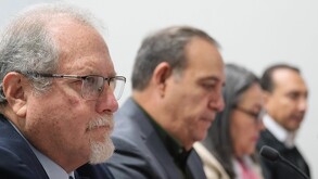 Salvador González de los Santos, Roberto Alarcón en rueda de prensa de seguridad en Jalisco