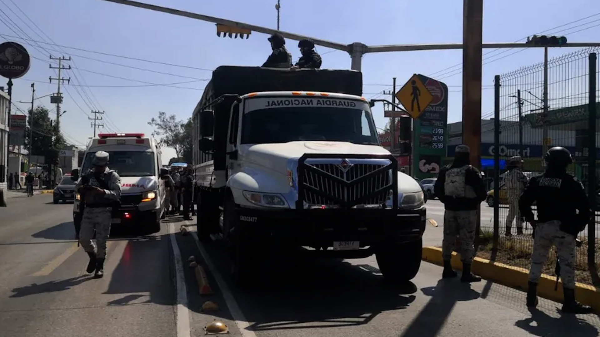 Jesús ‘N’, elemento de la Guardia Nacional que atropelló motociclistas en Ecatepec, espera su audiencia inicial y de formulación de imputación en el reclusorio.