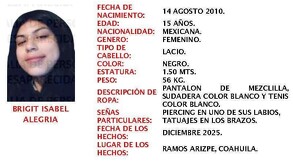 Se observa a una joven con cabello oscuro y largo, se leen características físicas.