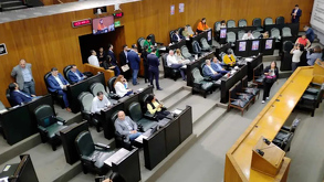 Durante la apertura del nuevo periodo de sesiones se habló de la regularización del uso de obras.