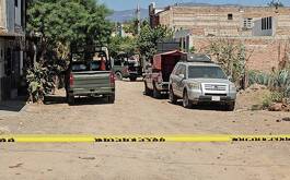 Vehículo de la Sedena en domicilio