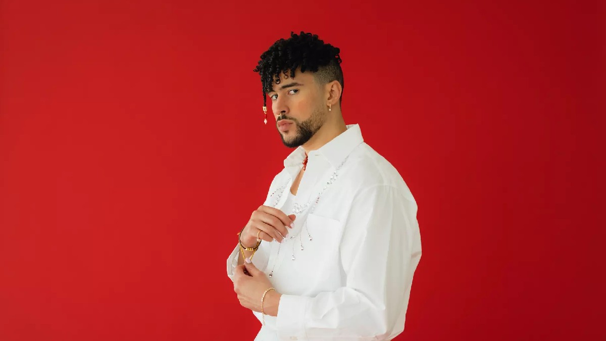 Bad Bunny, artista encargado del medio tiempo del Super Bowl 2026-