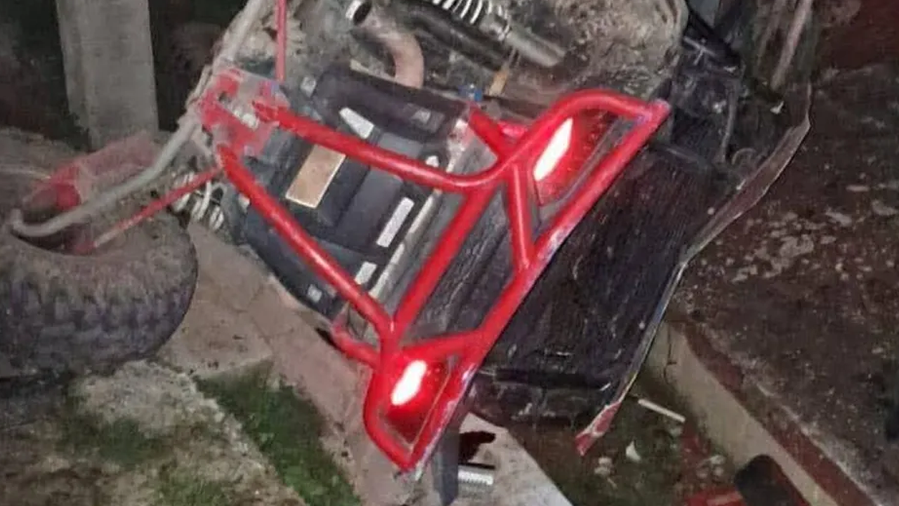 Un turista originario de la Ciudad de México murió tras un accidente en un razer durante un recorrido turístico en Mineral del Chico, Hidalgo.