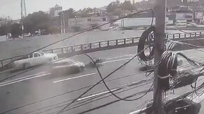 Motociclista es atropellado sobre la México-Pachuca en Ecatepec