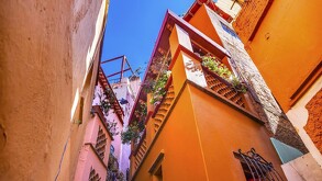 Las calles y recintos emblemáticos del centro histórico de Guanajuato capital han sido escenario de la filmación de la película El Callejón del Beso.