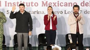 Samuel García y Sheinbaum en obra del Hospital Regional de Especialidades del IMSS en Santa Catarina.