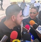 Alfredo Flores Originales con micrófonos.