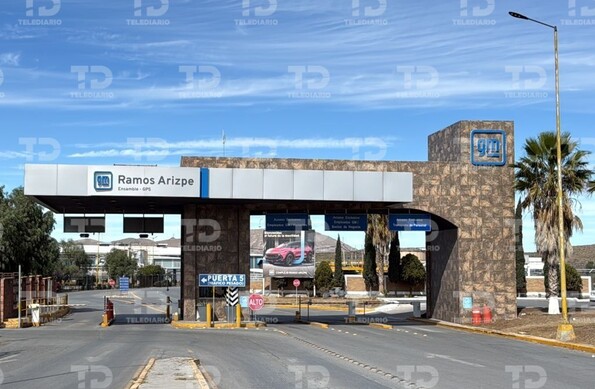 SE observa una fachada que dice General Motors.