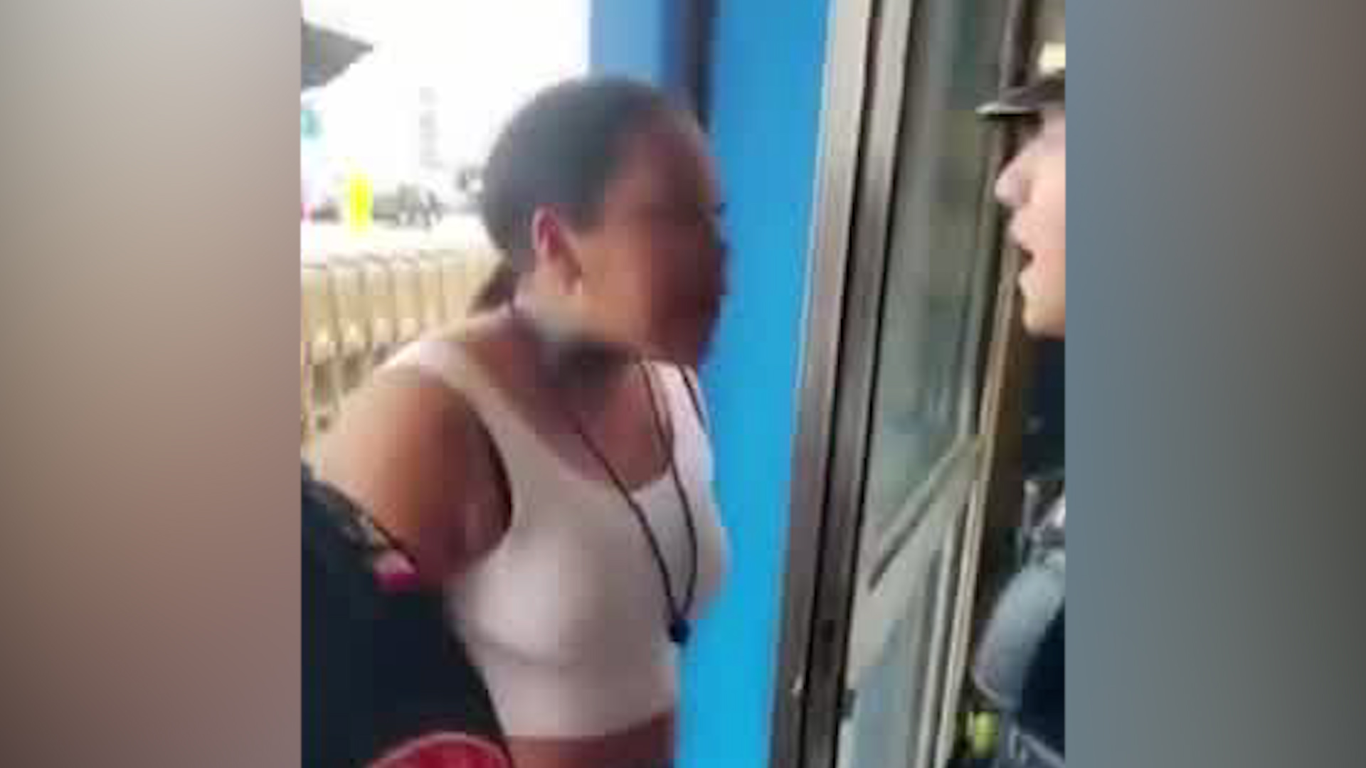 Estefanía 'N', originaria en redes, presumía en redes fotos y videos de la mercancía y dinero que robaba.