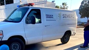 camioneta del semefo de la fiscalía de puebla