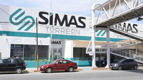 SIMAS Torreón: fachada por fuera en color blanco y verde