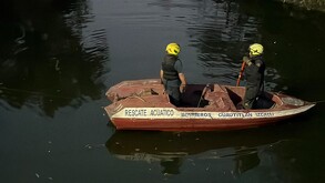Hallan el cuerpo de un adulto mayor que cayó a canal de aguas negras tras resistirse a un asalto en Cuautitlán.