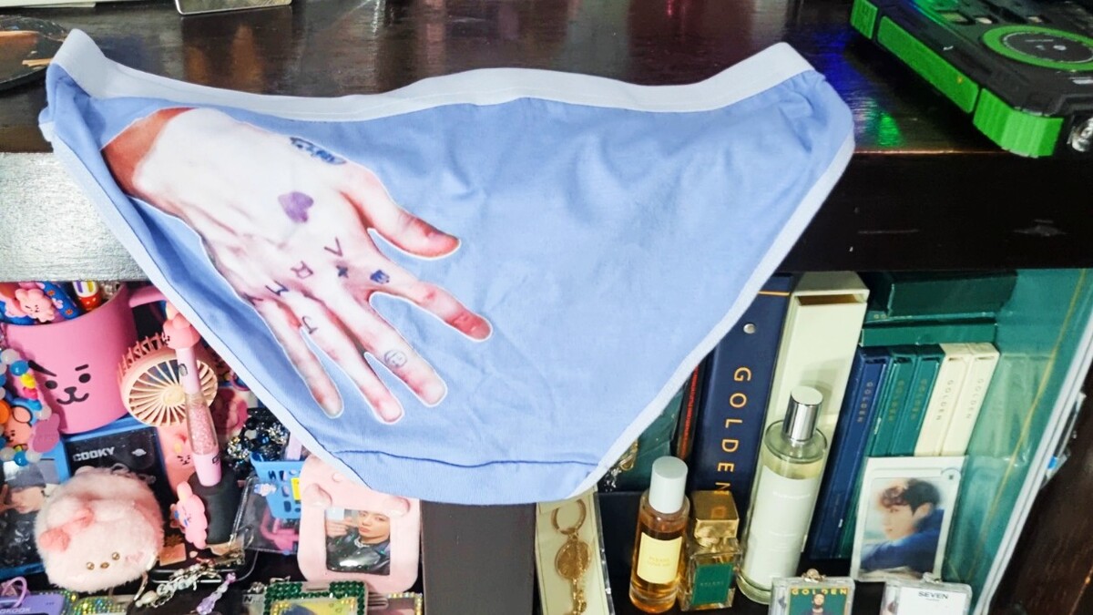 Detalles de la colección de una de las más fieles ARMY en México.