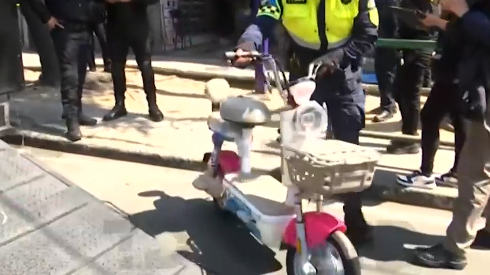 Se investiga evasión fiscal mediante el ingreso de unidades como bicicletas eléctricas, pues no se comprobó que entraran legalmente al país.