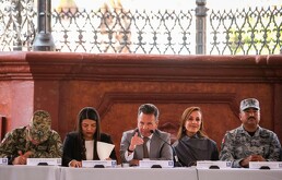 El gobernador Pablo Lemus aseguró que el pago de los trabajadores del Ayuntamiento de Tequila está garantizado pese al congelamiento de cuentas.