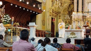 Al cumplirse casi un año de la desaparición y posterior localización sin vida de Mateo Santiago, se llevó a cabo una misa en la Catedral de León.