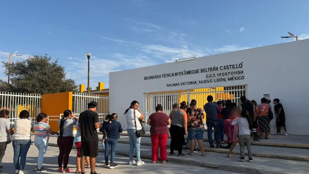 El reporte de un menor que presuntamente llevó un arma de fuego a la Secundaria Técnica No. 115 “Enrique Beltrán Castillo”