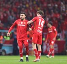Alexis Vega junto a Marcel Ruiz en el Estadio Caliente.