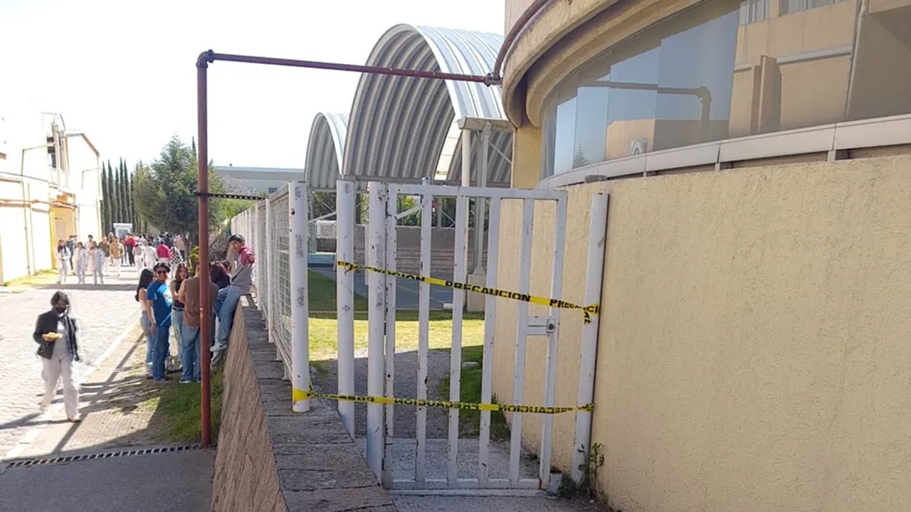 Una estudiante de la Universidad de Ixtlahuaca fue atacada con una navaja dentro del gimnasio del campus.