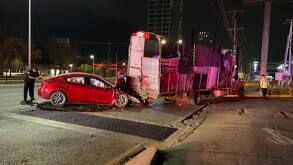 Choque en avenida Garza Sada en Monterrey.