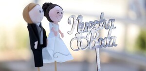 Imagen de pastel de bodas sobre nota que informa la edad en la que se casan los mexicanos.