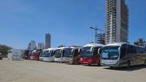 Camiones de viaje en Mazatlán