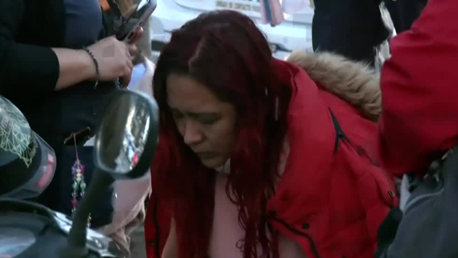 Se presume que tuvo un accidente en motocicleta donde resultó gravemente herida.