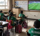 Niños viendo el Mundial 2026 en las escuelas de la Ciudad de México.