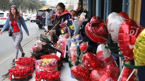Comercio en Monterrey en día de san valentín