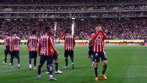 Armando González le dio el triunfo a Chivas con su gol ante América para volver a ganar un Clásico Nacional en el Akron.