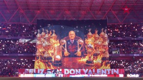 Tifo de Don Valentín Diez y los 109 años del Toluca.