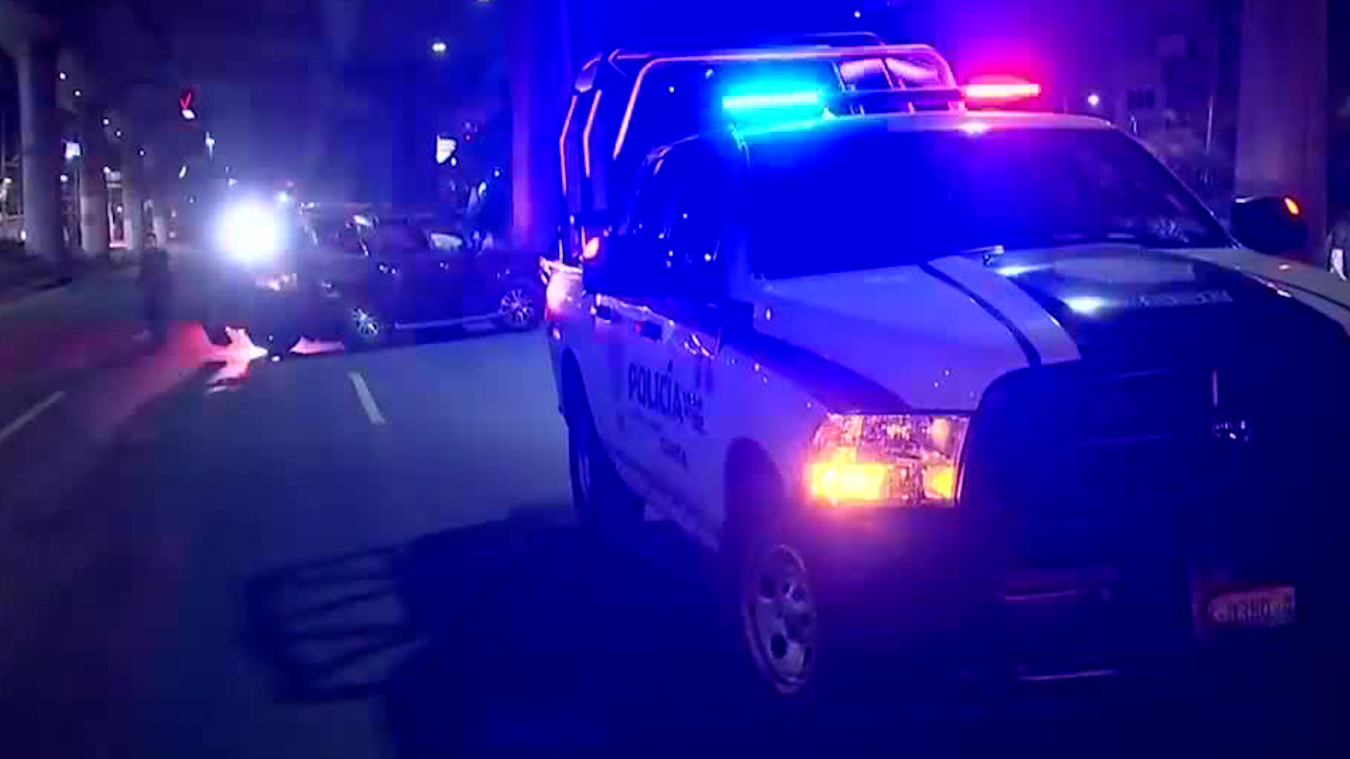 Los involucrados reportaron lesiones que fueron atendidas por paramédicos del Escuadrón de Rescate.