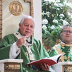 Victor Sánchez Espinosa, Arzobispo de Puebla, durante misa dominical en la catedral,