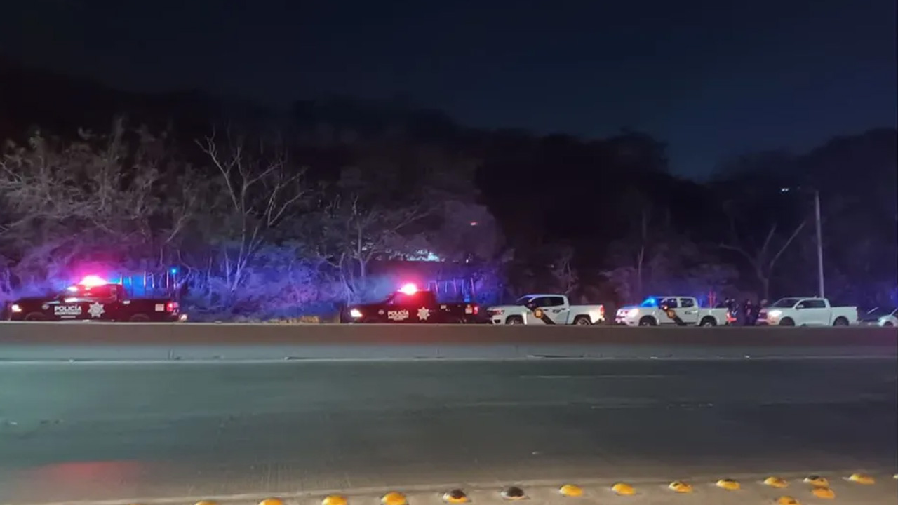 El hallazgo de un hombre sin vida sobre las vías del tren movilizó a corporaciones de seguridad en el municipio de Monterrey.