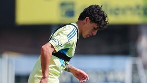 Alejandro Zendejas de vuelta en el entrenamiento del América.