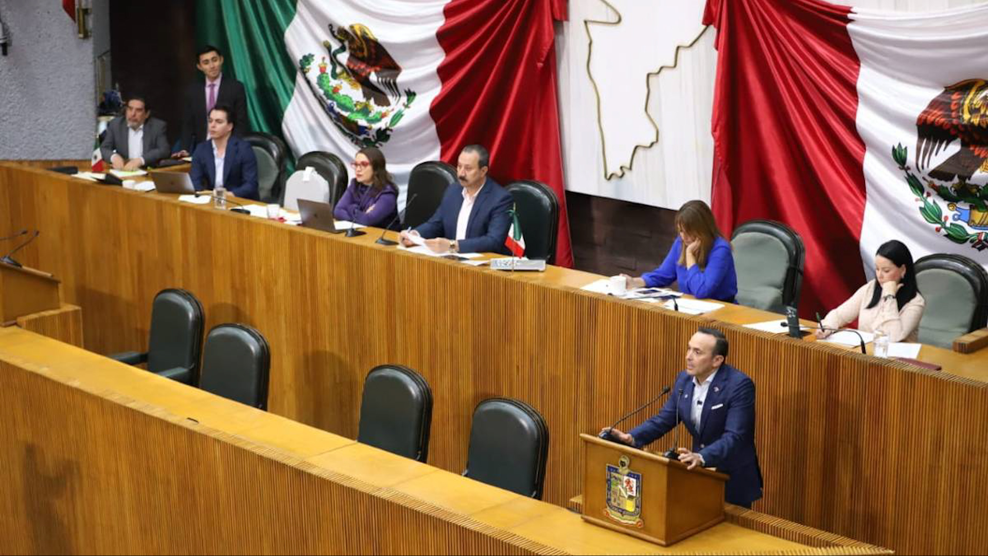 Programa conducido por Pamela Longoria, Víctor González y Sandra González, lunes 16 de febrero de 2026.