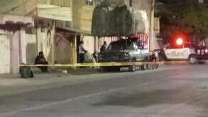 Una mujer identificada como Cristina González de 41 años de edad, fue asesinada la noche de este lunes luego de ser atacada a balazos.