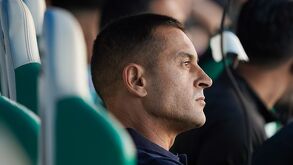 Francisco Rodríguez dirigiendo al Santos Laguna