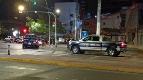 Policías de Guadalajara protagonizan altercado en Pueblo Quieto, dejando a un joven grave