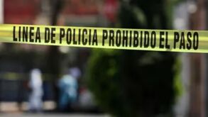 Un menor de 16 años se accidentó al caer de un edificio en el que laboraba de manera ilegal en Puebla.