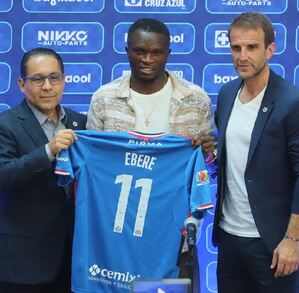 Christian Ebere registra un gol con Cruz Azul en la Concachampions 2026.