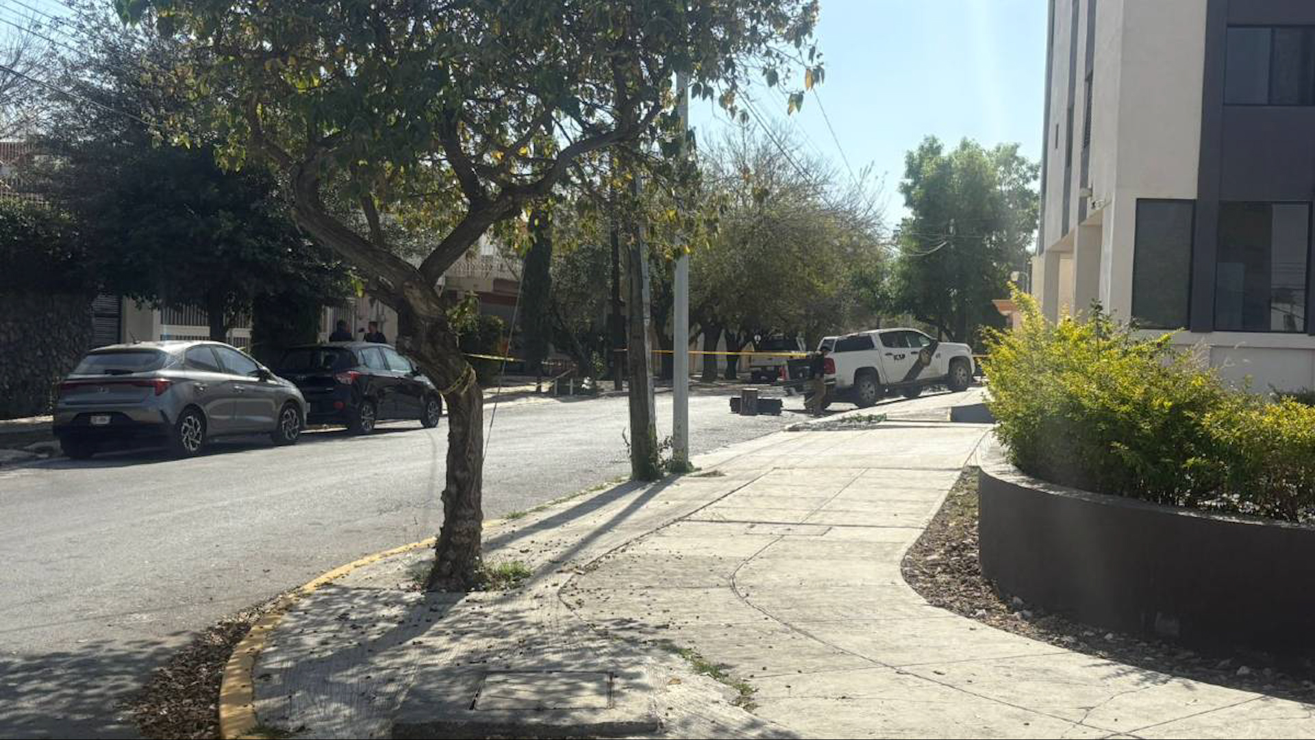 La mañana de este miércoles, varias unidades ministeriales de elementos periciales implementaron un cierre sobre la calle Río Guadalquivir.