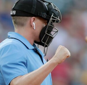 Umpire de la Mayor League Baseball.