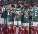 Jugadores de la Selección Mexicana previo a un partido amistoso.