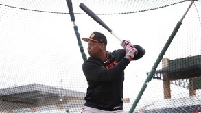 Rafael Devers, durante el entrenamiento con los Giants.