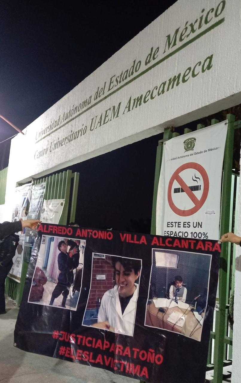 Manifestación para pedir justicia por Toñito en Los Reyes La Paz, Edomex