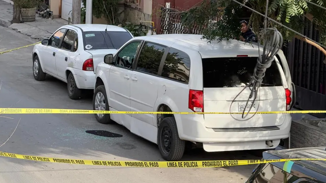 Un hombre fue asesinado a balazos al exterior de su domicilio en la colonia Villa Sol, en Apodaca.