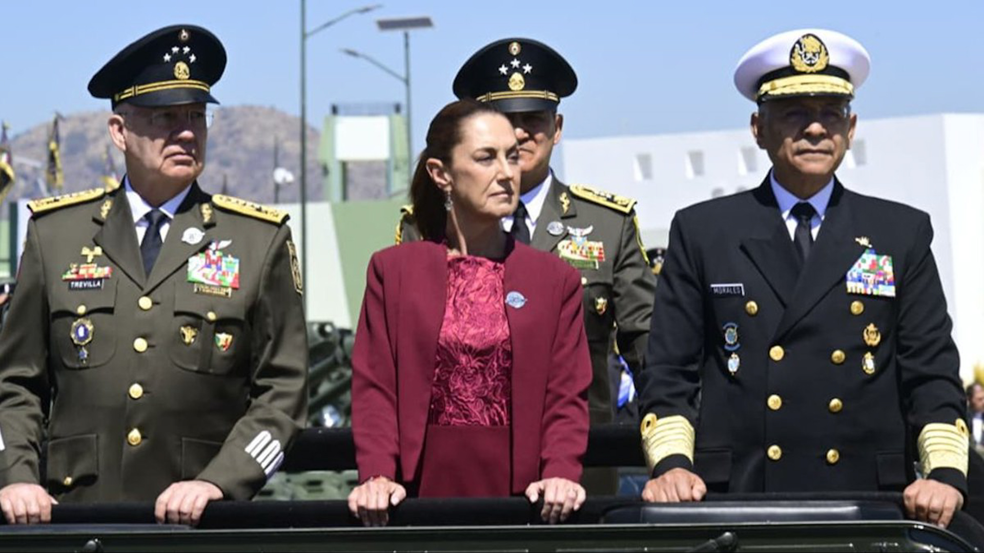 La presidenta Claudia Sheinbaum celebró el Día del Ejército en Puebla, resaltando que la participación femenina 